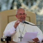 Audiência Geral: “O cristão jamais é uma ilha. Todos participamos da maternidade da Igreja!”