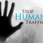 Papa pede “basta” ao tráfico humano