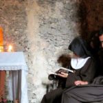 Papa a consagrados: Jesus, único caminho que devemos seguir com alegria e perseverança 