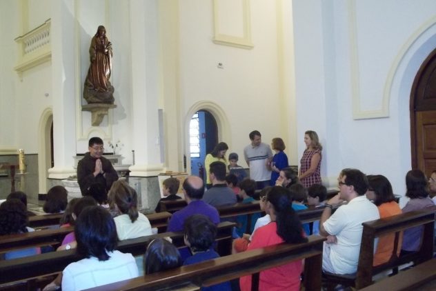 Presença das famílias marca início da catequese deste ano!