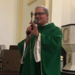 DESTRANQUE A PORTA DO TEU CORAÇÃO – FREI CARLOS CORRÊA, OFM