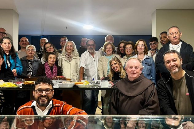 Confraternização fortalece os laços entre os Frades da Paróquia e a Fraternidade São Francisco de Assis da OFS