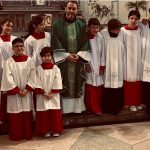 Investidura e Renovação dos Coroinhas